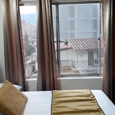 Hotel Recuerdos Del Estadio メデジン エクステリア 写真